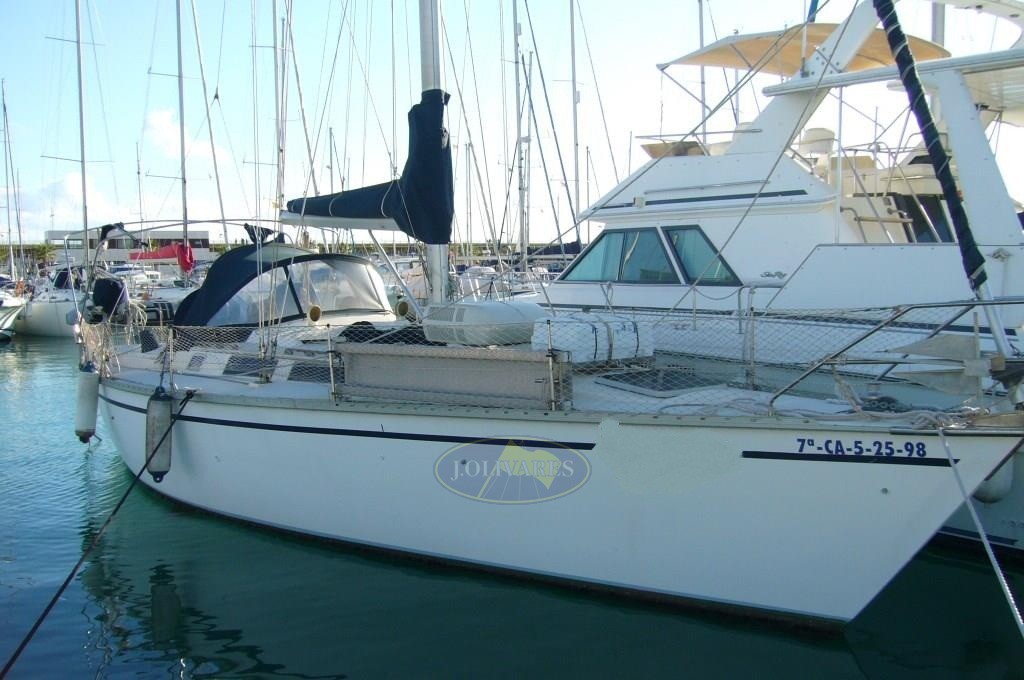 legend boats home page hunter legend 40 1988 j olivares legend boats home page hunter legend 40 1988 j olivares