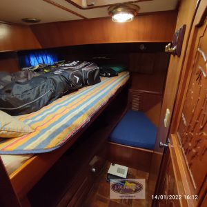 Trawler Yachts (1991) - Image 3