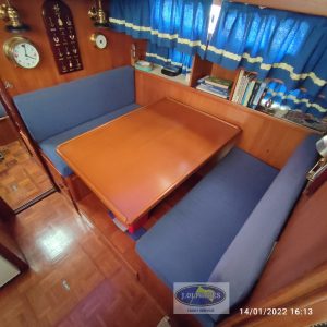 Trawler Yachts (1991) - Image 6