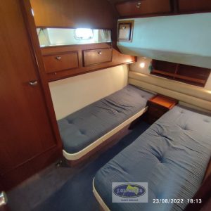 Fairline 36 Sedan (1987) - Image 12