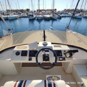 Fairline 36 Sedan (1987) - Image 8